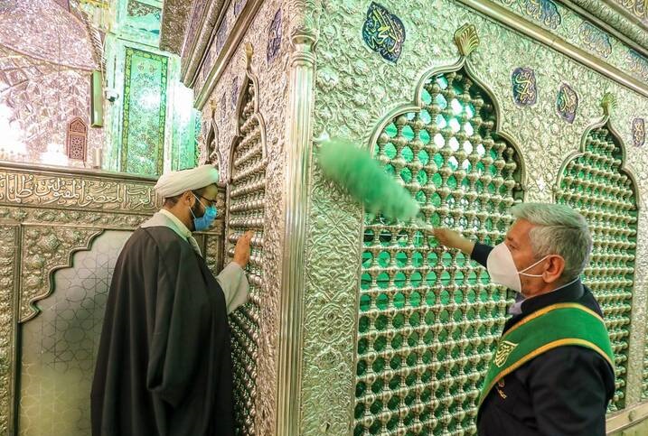 عکس/ آیین غبارروبی حرم حضرت شاهچراغ (ع)