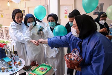 جشن نیمه شعبان در آزمایشگاه کرونا