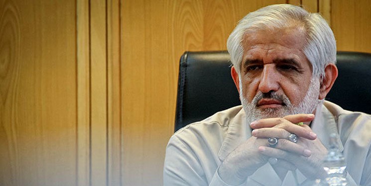 نیروهای انقلاب باید مراقب باشند وارد فضای تقابل با هم نشوند