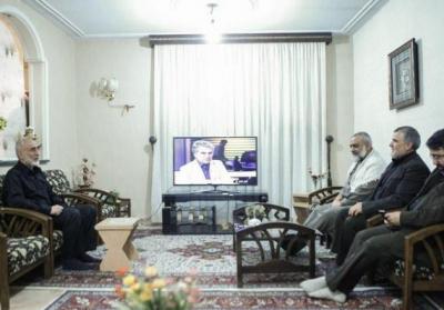 عکس/دیدار سردار نقدی باخانواده شهید باکری 