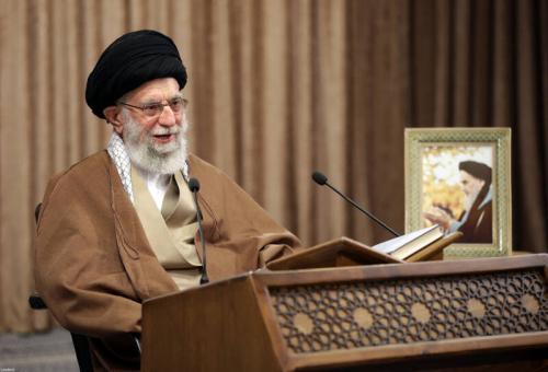 ۲۰ جمله از رهبر انقلاب درباره «ماه مبارک رمضان»