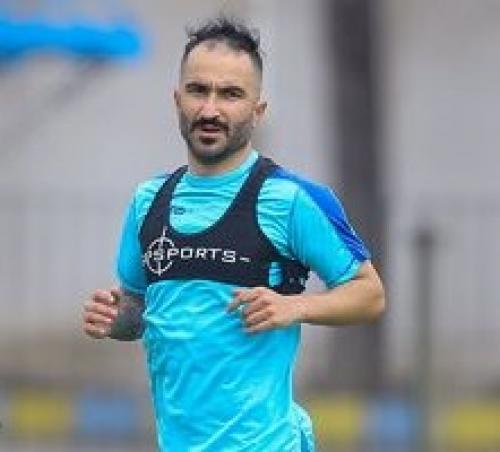  هافبک استقلال دیدار با الاهلی را از دست داد