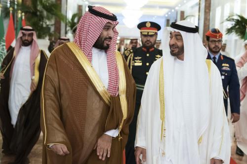 ابوظبی «کشتی ایرانی» را هدف قرار داد/اسرائیل به درخواست بن‌ سلمان و بن‌ زاید «کشتی ایرانی» را زد 
