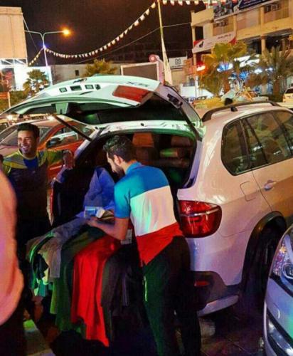 عکس/ دستفروشی با BMW شاسی بلند 