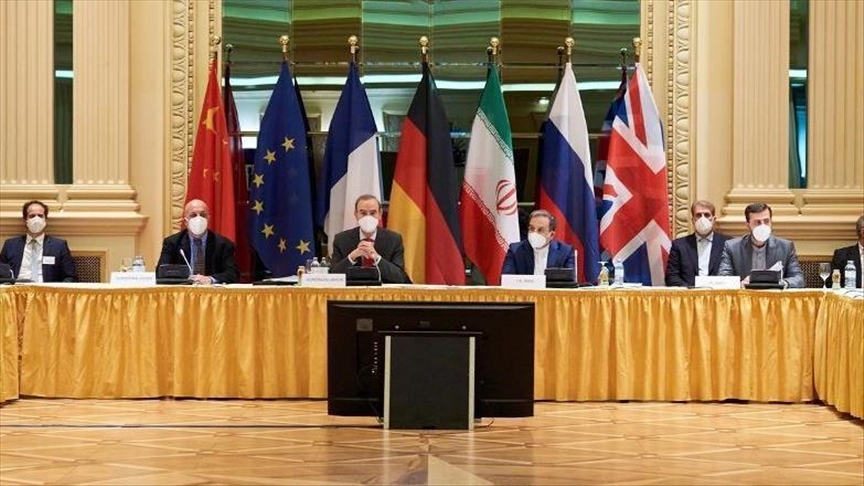 منافع ملی در وین خرج بازی‌های انتخاباتی نشود