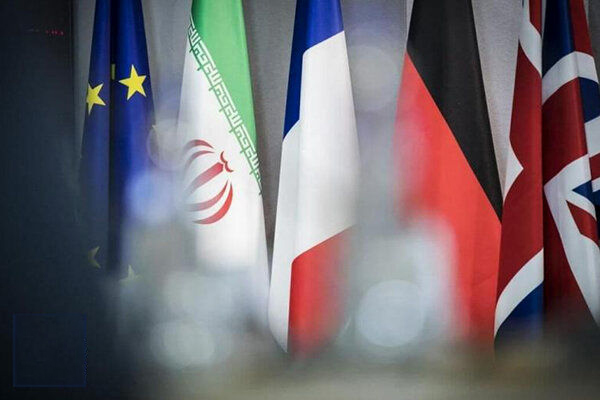  از میدان تا دیپلماسی