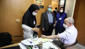 تزریق واکسن کرونا ثبت نام نمی خواهد