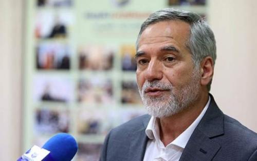 احمدی‌نژاد وارد جاده خاکی شده!