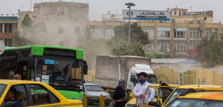 وزش باد شدید همراه با گرد و خاک در شرق کشور