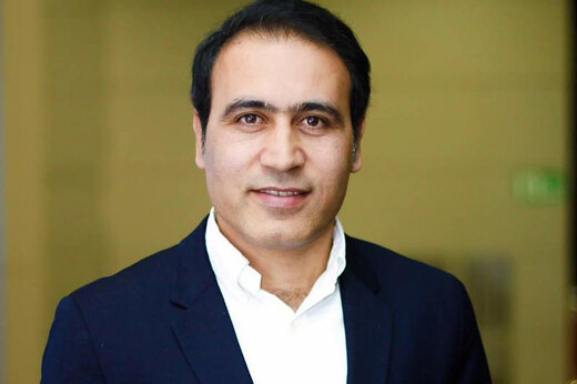 اسطوره دنیای فوتبال ایران در خانه لاکچریش