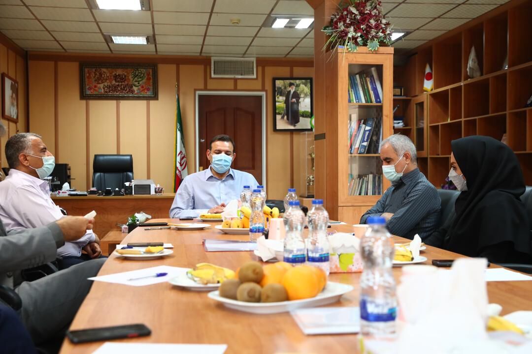 بازنگری قانون منع جذب مربی خارجی
