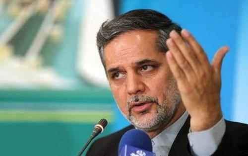 نقوی حسینی: لاریجانی در بین مردم رای ندارد