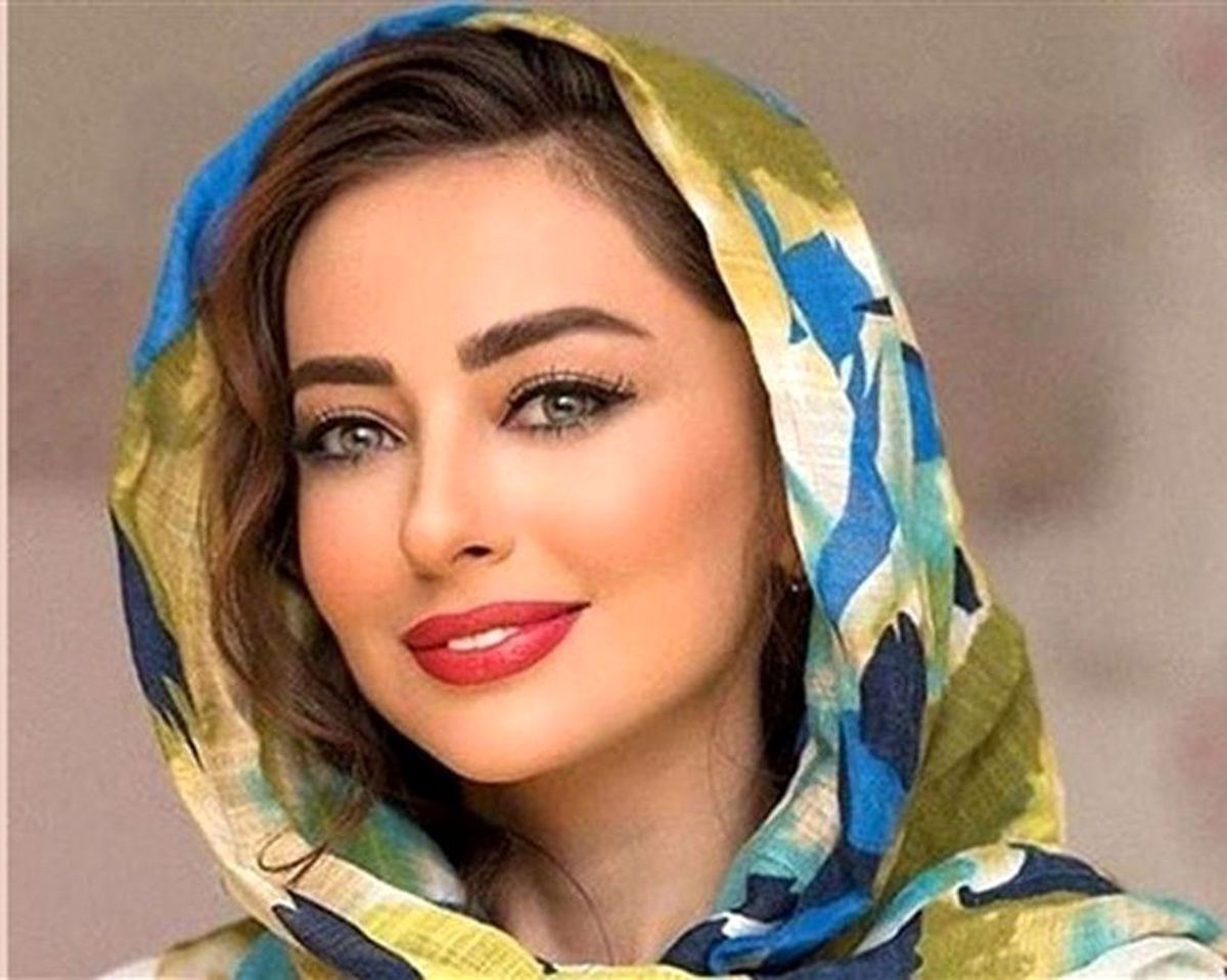 سلفی بازیگر مطرح سینما با لباس محلی