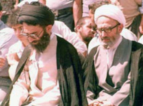 لزوم بازگشت به الگوی سیاست ورزی مردی که رفت / ماجرای کنار کشیدن آیت الله مهدوی کنی(ره) به نفع آیت الله خامنه ای