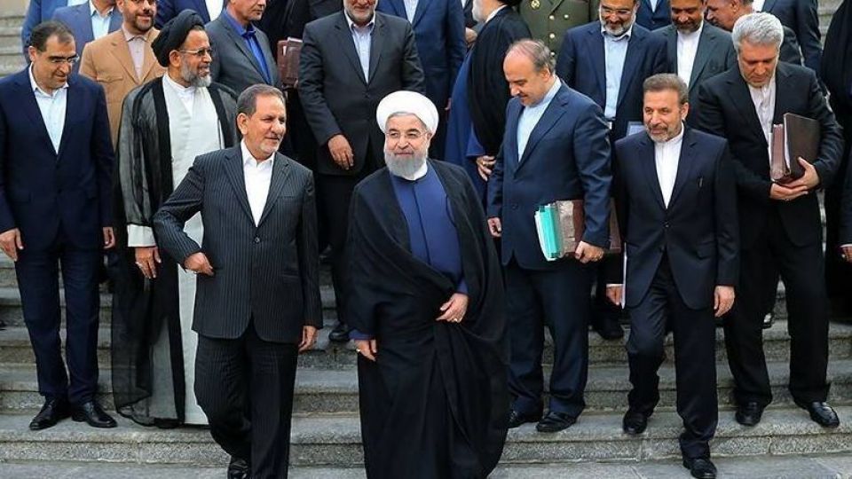 لطفاً سهم تان را در کاهش مشارکت بپردازید!