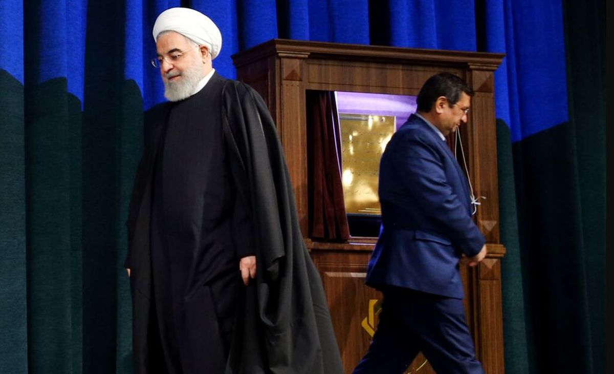  عزل همتی؛ یک تیر و دو نشان روحانی