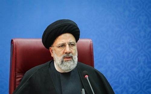 برخی می‌خواهند با متلک گفتن کار را پیش ببرند 