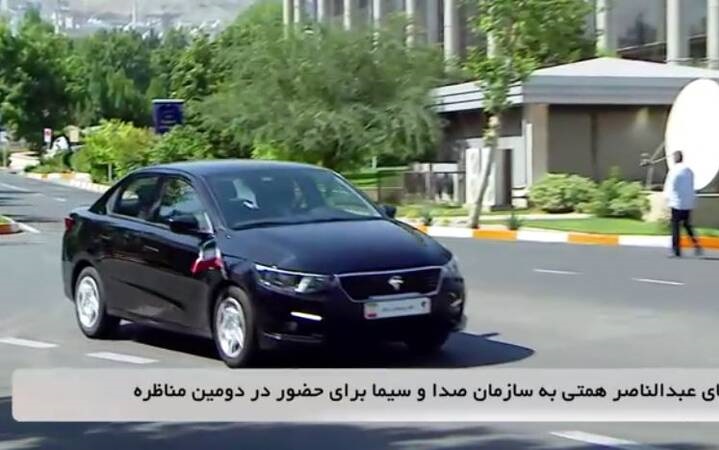 عکس/ خودرو همتی هنگام ورود به محل مناظره