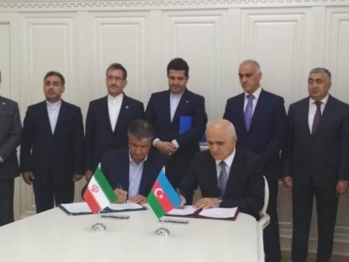 ایران و آذربایجان سند ساخت پل جاده ای برروی آستاراچای را امضا کردند