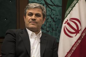  تاجگردون به دلیل دریافت حقوق نجومی از بیمه سرمد برکنار شد