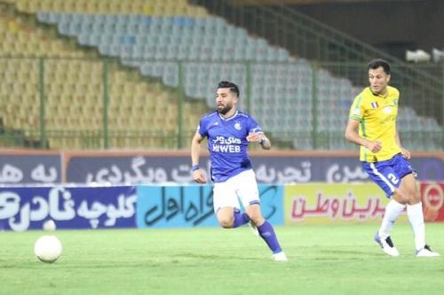 دردسرتازه برای باشگاه استقلال/هافبک استقلال بازی با شهرخودرو را از دست داد 