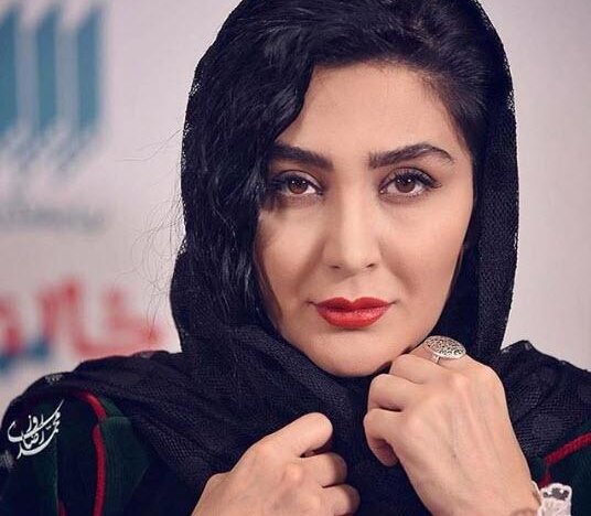  استایل جنجالی ساحلی خانم بازیگر /عکس 