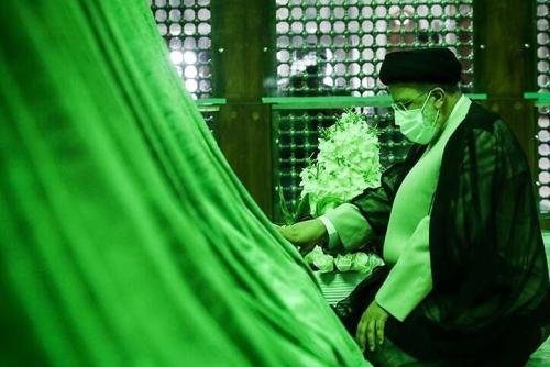  عکس/ تجدید میثاق رئیسی با بنیانگذار انقلاب اسلامی 
