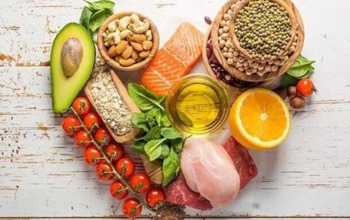 تغذیه مناسب برای جلوگیری از ریزش مو