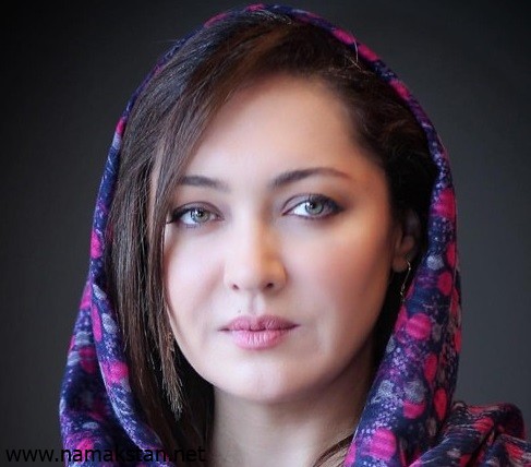 سلفی ستاره محبوب سینما در گالری نقاشی 