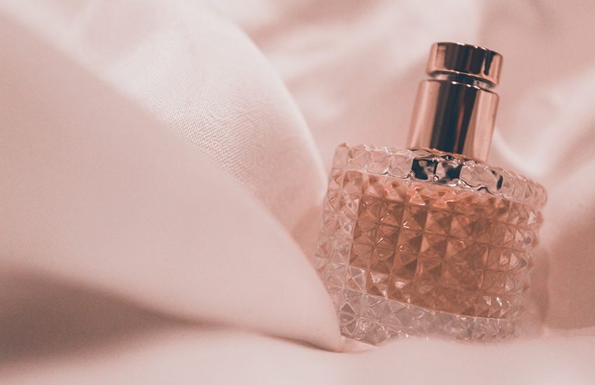 چه عطری برای تابستان مناسب است؟