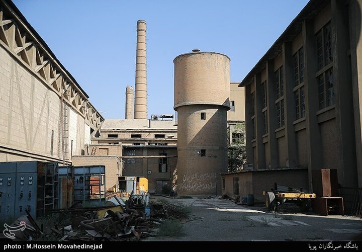  قطعی برق کارخانه سیمان گلستان را تعطیل کرد / ۴۵۰ کارگر بیکار شدند 
