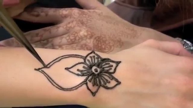  پیامدهای خطرآفرین خالکوبی