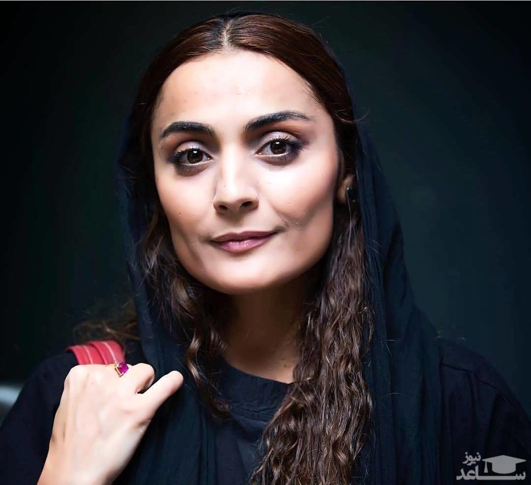 چشمان زیبای بازیگر سینما در جزیره