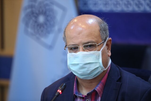  بستری بیش از ۹۰۰۰ بیمار کرونایی در تهران/تدارک تخت‌های جدید در دستور کار قرار گیرد