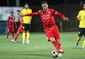 شوک خبری به فوتبال ایران هوادران فوتبال/فیفا پنجره نقل و انتقالات تراکتور را بست