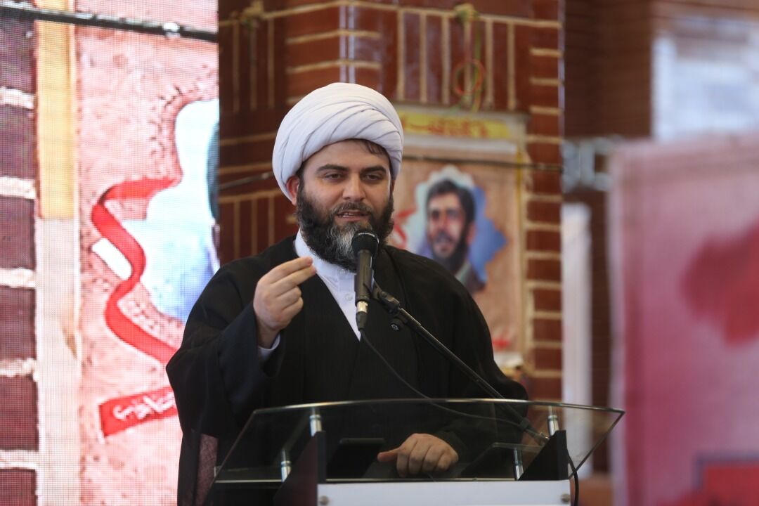 عزاداری شادابی جامعه را بیشتر می‌کند