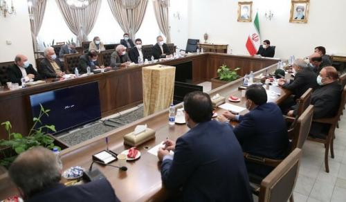  اولویت اول کشور تسریع در روند واکسیناسیون مردم است
