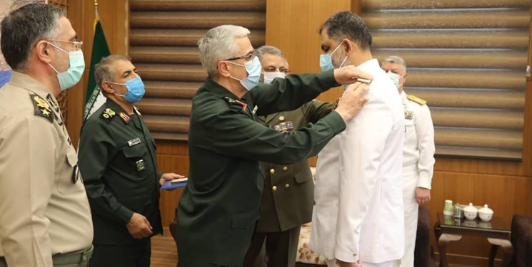 عکس/ درجه دریاداری به امیر ایرانی اعطا شد