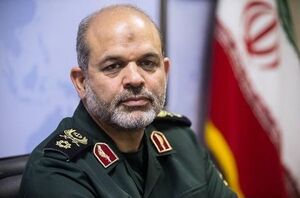 وزیری که با پوشه و مشما میره وزارتخونه +عکس
