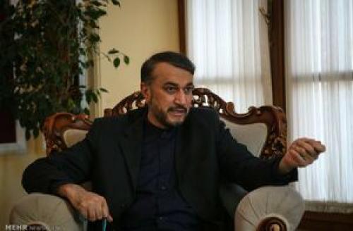 "چرا در جایی که تعریف شده بود نایستادید؟ "/  "دُم اعلیحضرت" زیر قدم‌های امیرعبداللهیان