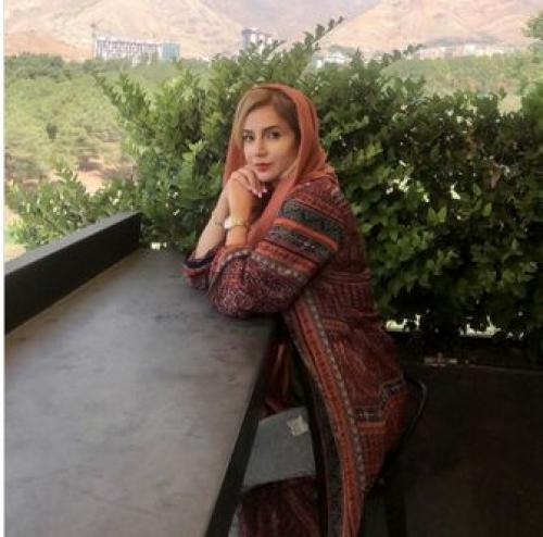 شبنم قلی خانی و همکارانش در نارگیل 