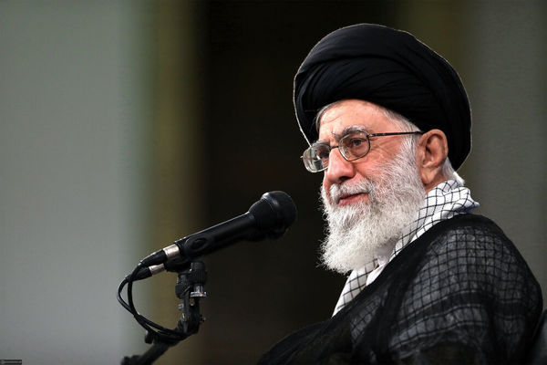 بازگشت مقتدرانه ناوگروه ۷۵ نیروی دریایی ارتش را از مأموریت خطیر دریانوردی تبریک می گویم