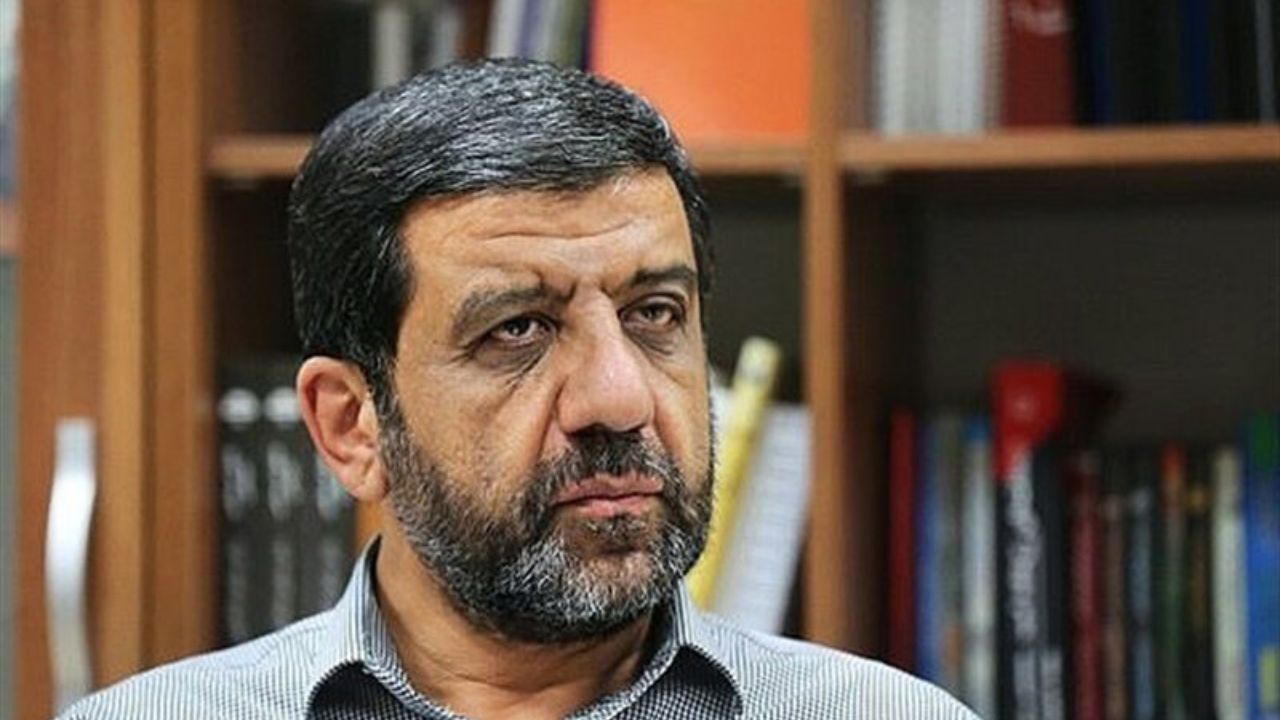  ضرغامی باز هم زیرمیز می‌زند؟