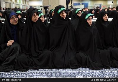 عکس/دیدار اعضای اتحادیه انجمن‌های اسلامی دانش‌آموزان با رهبر معظم انقلاب