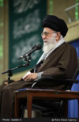 عکس/دیدار اعضای اتحادیه انجمن‌های اسلامی دانش‌آموزان با رهبر معظم انقلاب