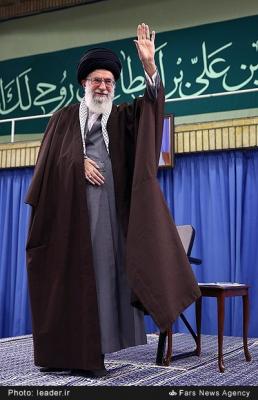عکس/دیدار اعضای اتحادیه انجمن‌های اسلامی دانش‌آموزان با رهبر معظم انقلاب