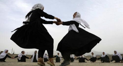 دانش‌آموزان دختر به‌زودی به‌مدارس بازمی‌گردند