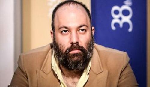  علی اوجی زیر دست خیاط دقیق سنجیده 