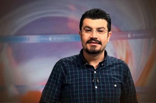  فیلم/ لو رفتن شماره تلفن مجری در برنامه زنده