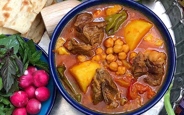فواید و مضرات آبگوشت غذای لذیذ و سنتی ایران 